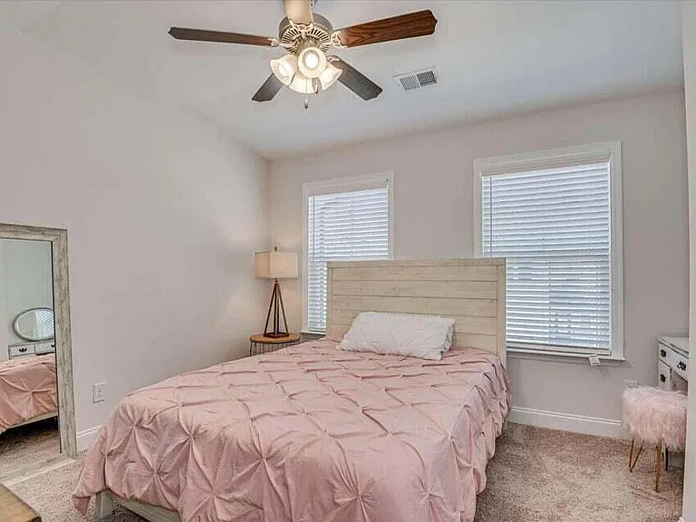 312 Sumac Trl — Photo 14