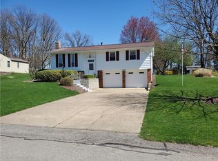 4700 Magnus Dr, Allison Park, PA 15101