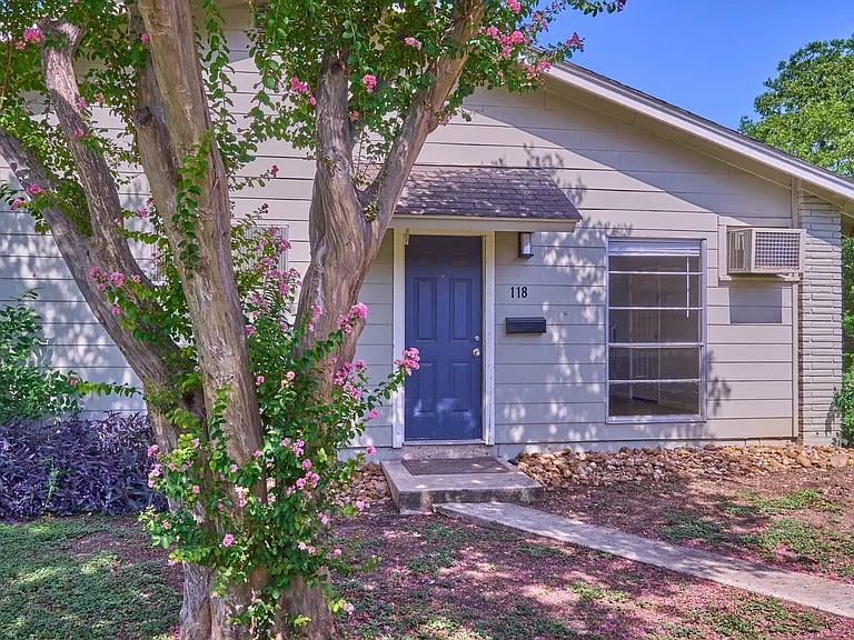 110-122 San Angelo Blvd #118 — Photo 6