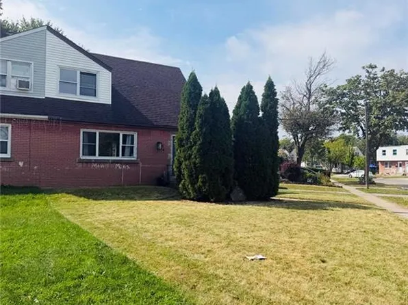 64 Eastvale Pl #1, Hamilton, ON L8H 1P1