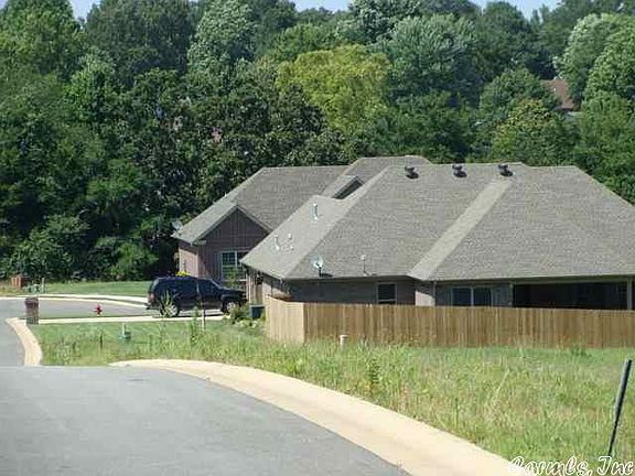 5th image of 17 Southwind Dr