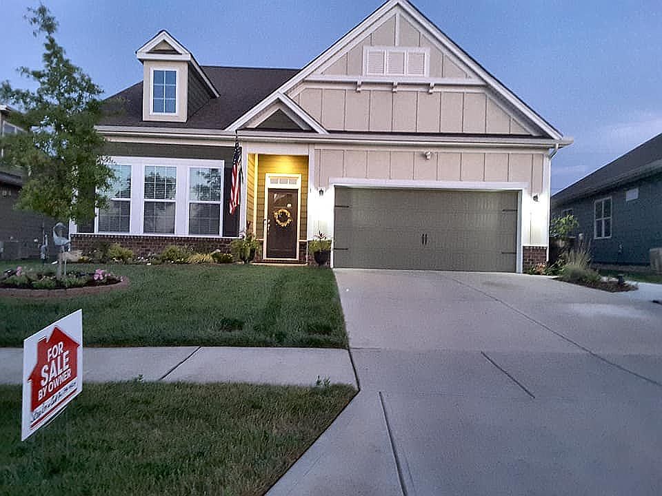 1st image of 118 Chase Water Dr
