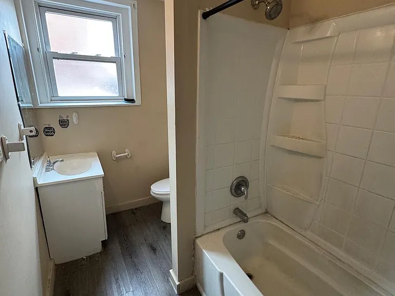 533 Buttonwood St — Photo 9