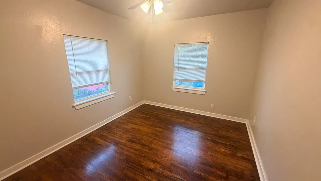 2 bed, 854 sqft, $1,100 — Photo 3