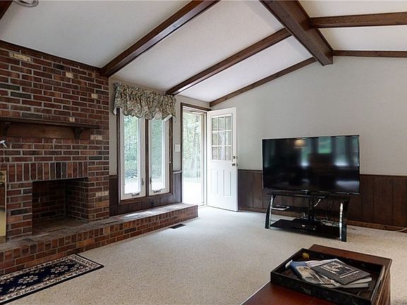 5th image of 259 Randwood Dr