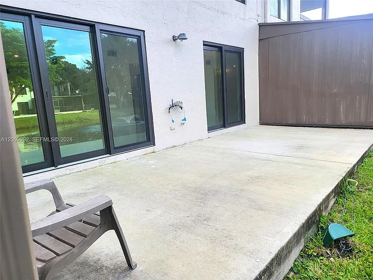 9723 N New River Canal Rd #416 — Photo 30