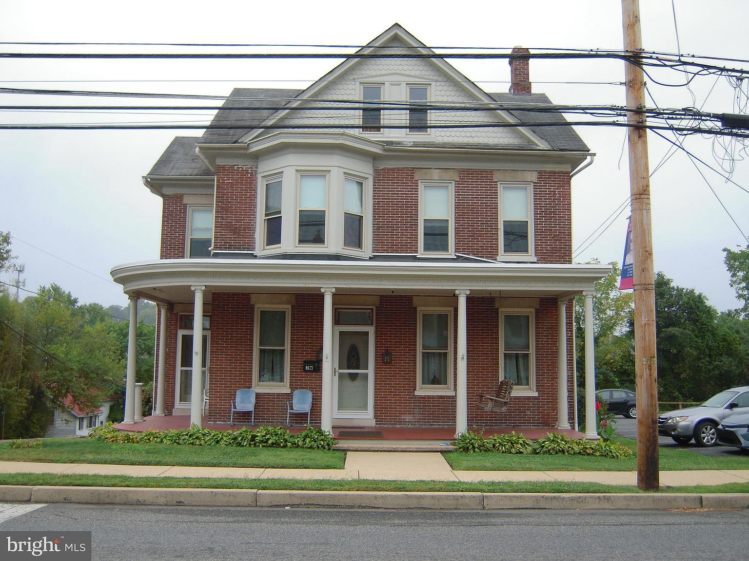 2 W Main St, Mountville, PA 17554 Zillow