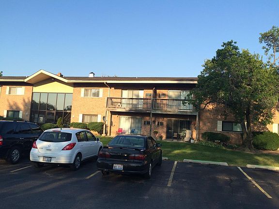 3rd image of 7422 Brookdale Dr
