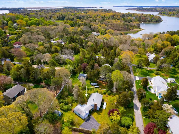 13 Capt Dean Road, Orleans, MA 02653