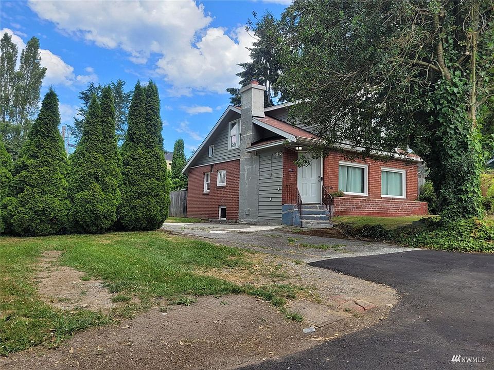 1st image of 1140 N 180th St