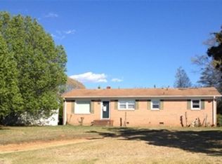 642 Golden Creek Rd, Liberty, SC 29657