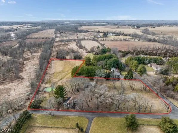 244 Woodfern Rd, Branchburg Twp., NJ 08853