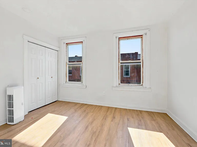 2046 S Norwood St #2 — Photo 2