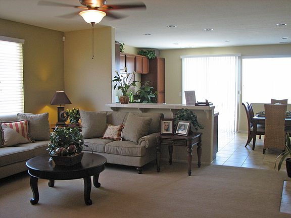 Living Room & Country Kitchen