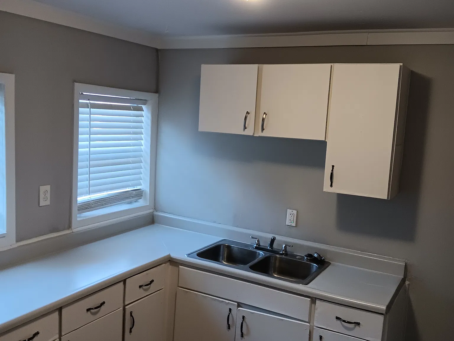 1 bed, 800 sqft, $1,000 — Photo 2