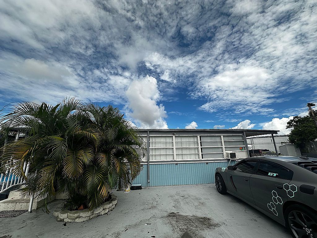 6101 Cleveland St #D1, Hollywood, FL 33024 | Zillow