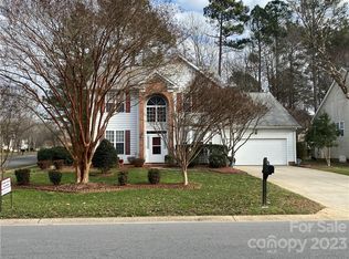 6936 Reedy Creek Rd, Charlotte, NC 28215