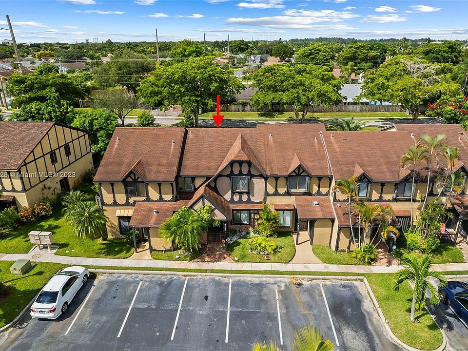 1st image of 4443 NW 93rd Way