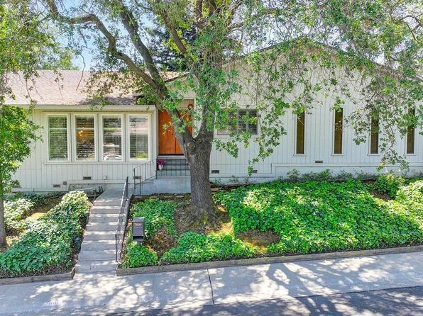 7600 Woodland Ln, Fair Oaks, CA 95628