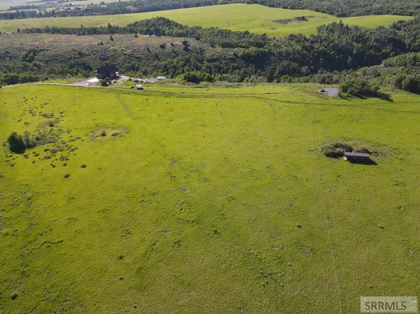 1560 E Rim Loop, Ashton, ID 83420