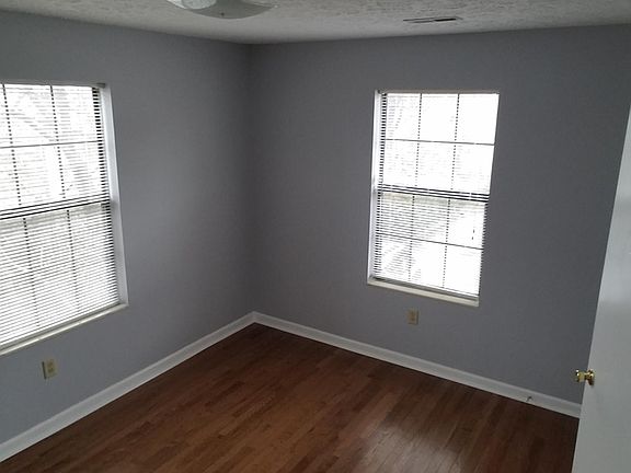 3rd image of 909 Wells Ave APT A