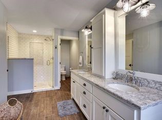 25930 Wild Rose Ln, Shorewood, MN 55331