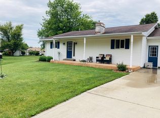 23 Crestview Ct, Fisher, IL 61843