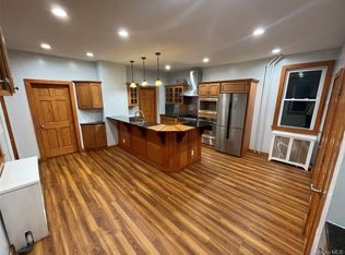 334 Locust St, Mount Vernon, NY 10550