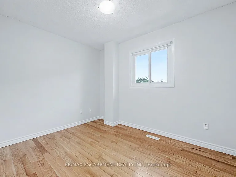 2790 Huntingdon Trl — Photo 21