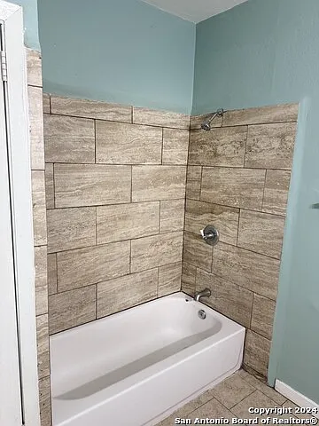 1902 Lennon Ave #2 — Photo 9