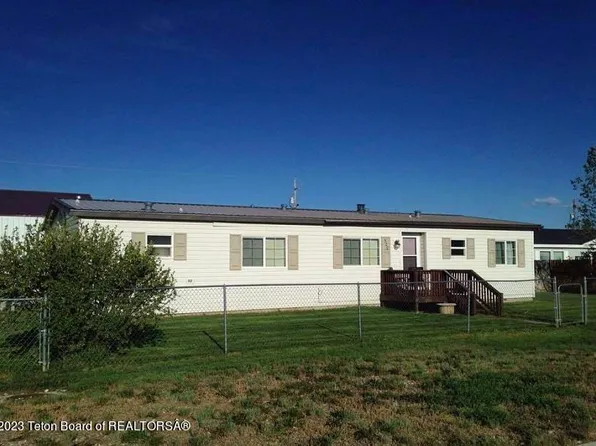 520 County Rd, Big Piney, WY 83113
