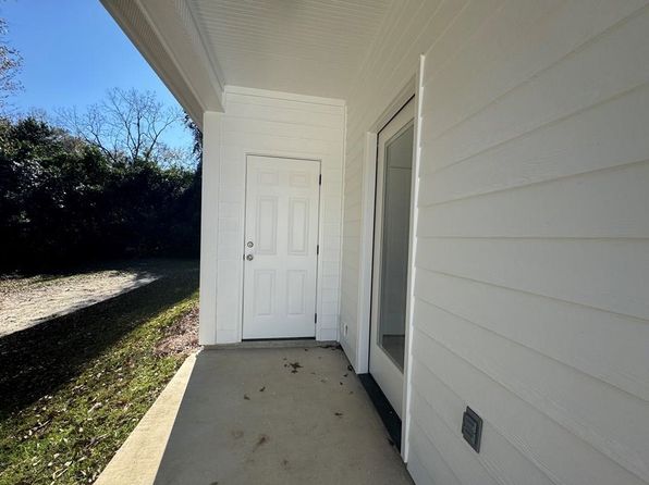 1002 Syrup Mill Creek Ln, Cairo, GA 39828