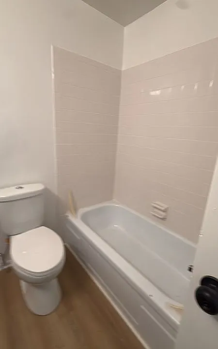 5045 Prescott Ave #APARTAMENT
