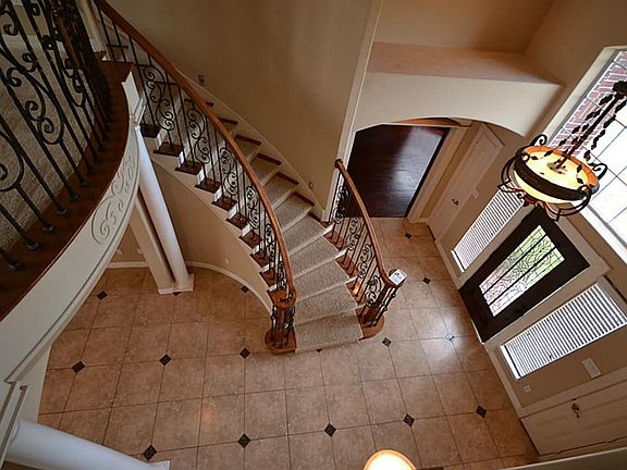  VIEW FROM THE UPSTAIRS