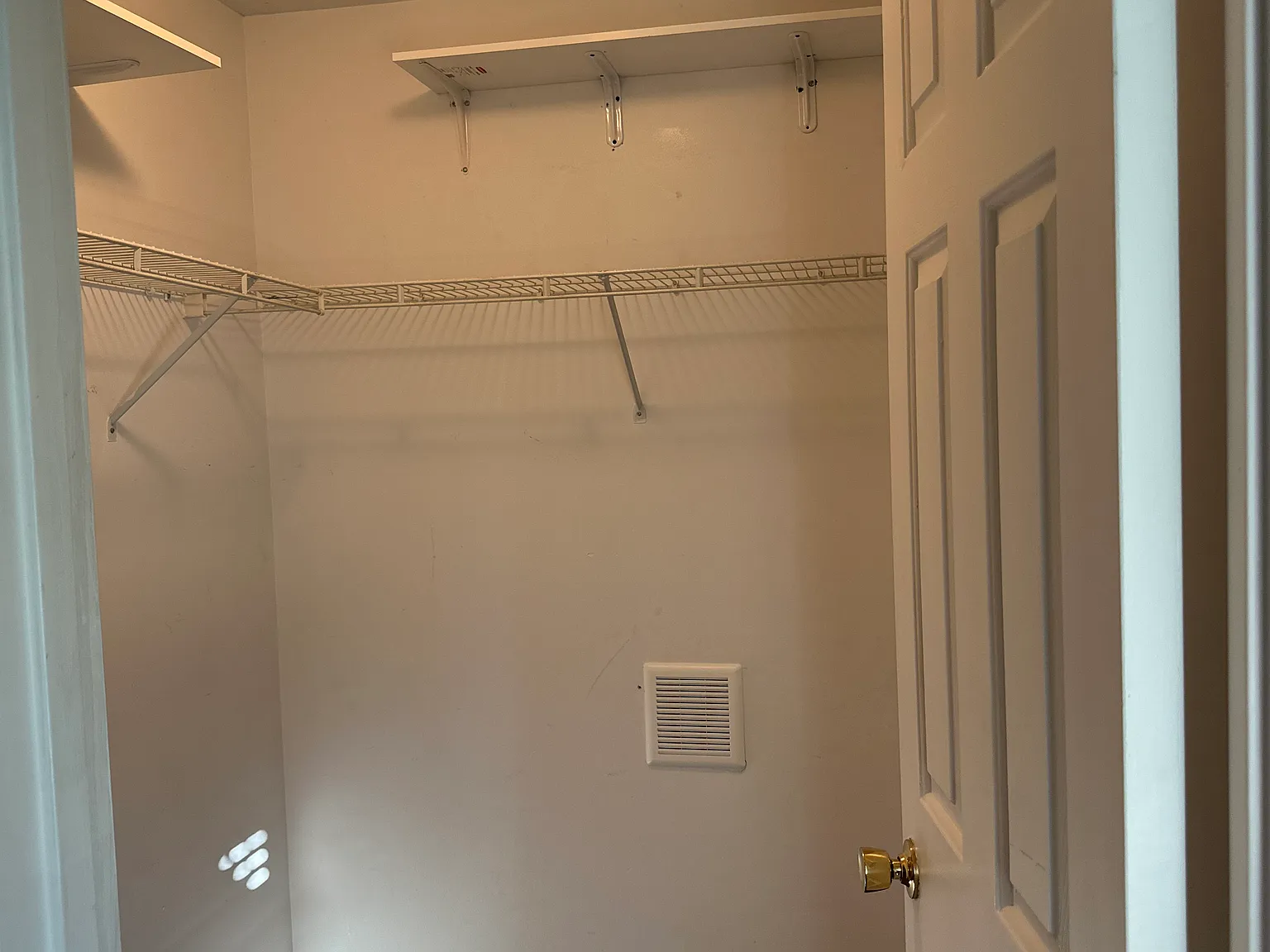 10567 Lynn Ln — Photo 2