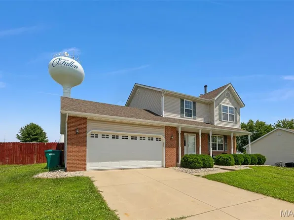 922 Benjamin Dr, O'Fallon, IL 62269