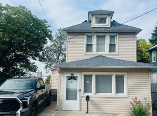 27 Eadie Pl, Staten Island, NY 10301