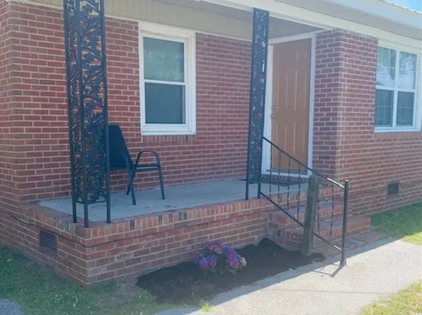 595 S 7th St, Aurora, NC 27806