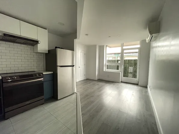 1399 Myrtle image 4 of 13