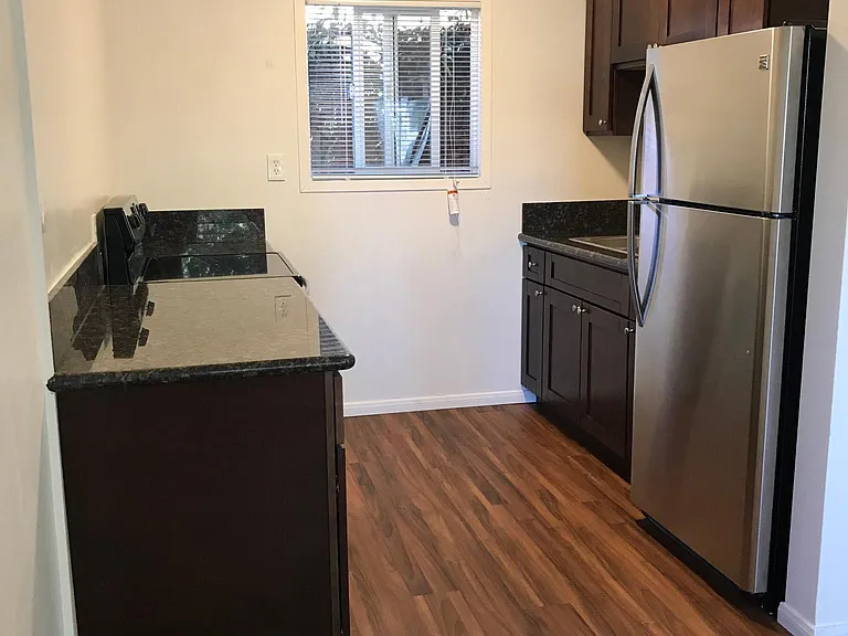 1739 Sunset Cliffs Blvd #3 — Photo 23