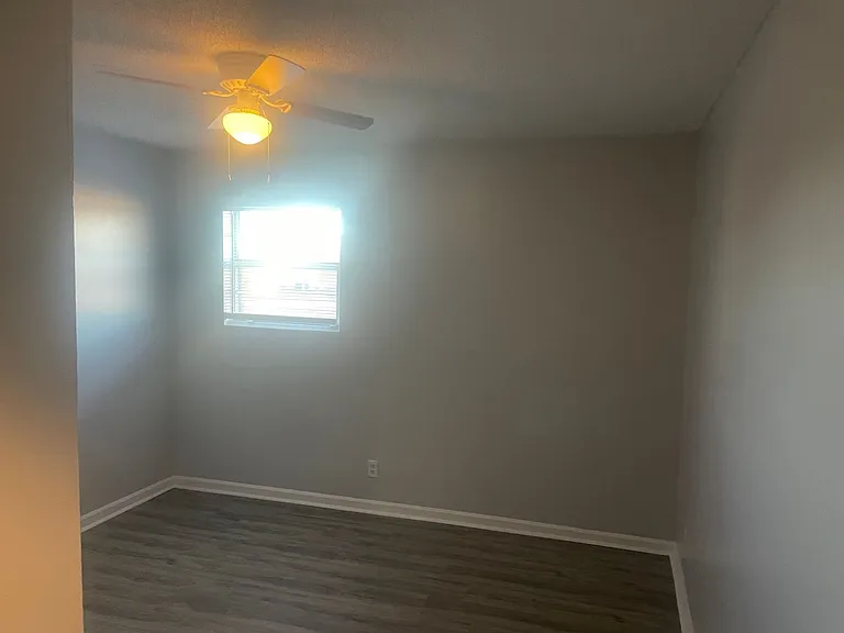 601 Cheyenne Rd — Photo 3