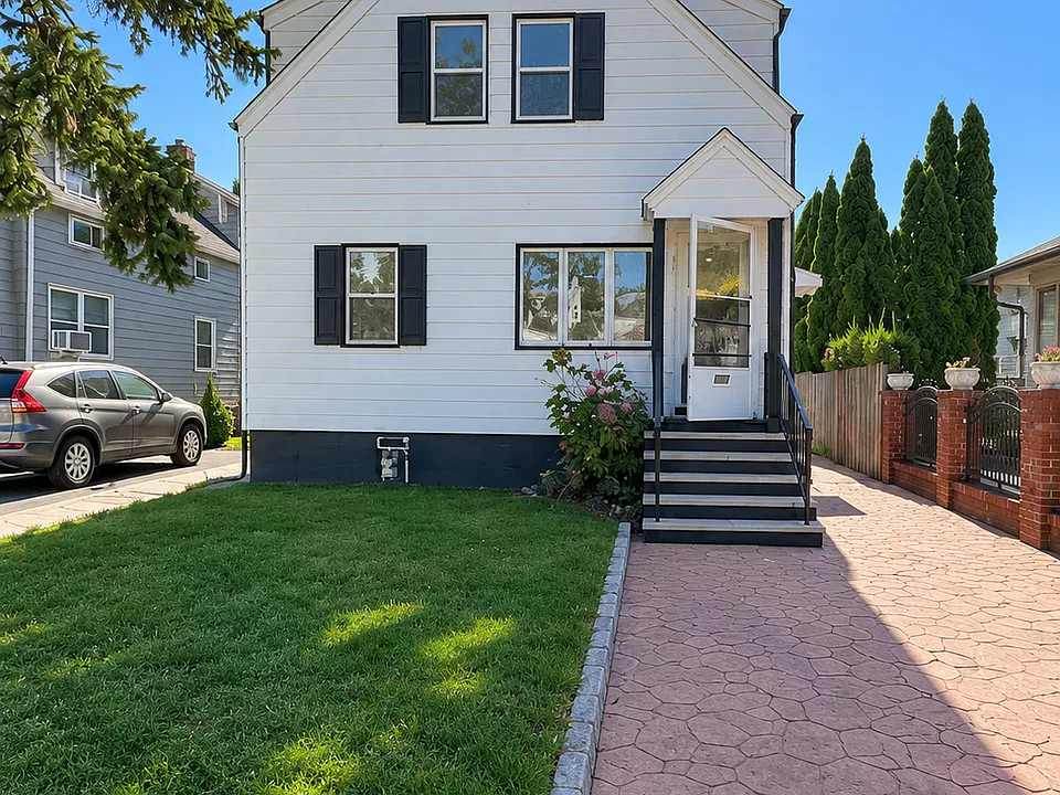 124 Woodruff Pl