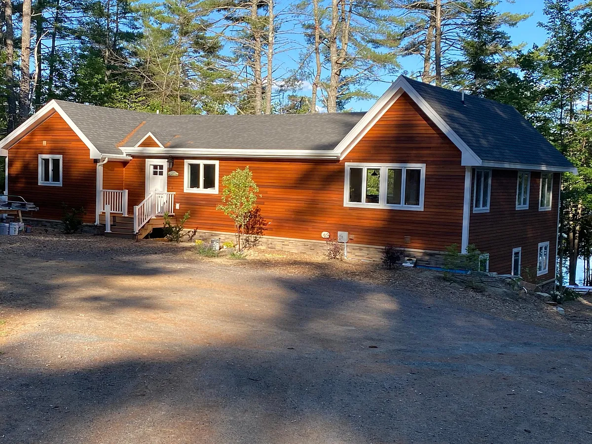 Building Photo - 11 Knotty Pine Dr