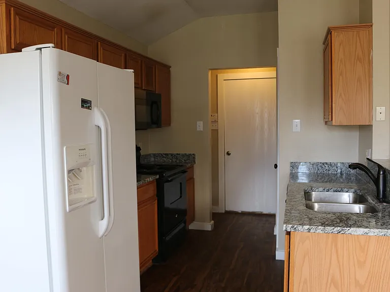 4808 Brookridge Ave — Photo 7