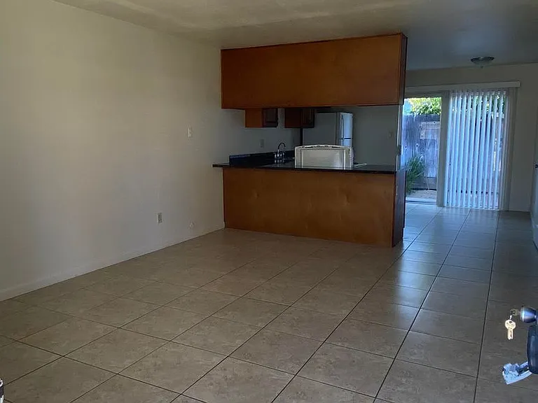 WIllo Heights Apartments — Photo 12