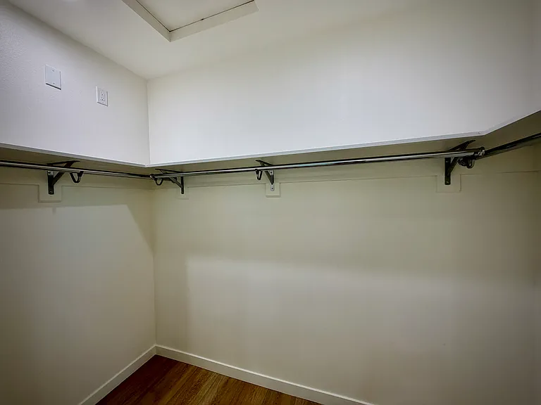 6118 Amos Ave — Photo 9
