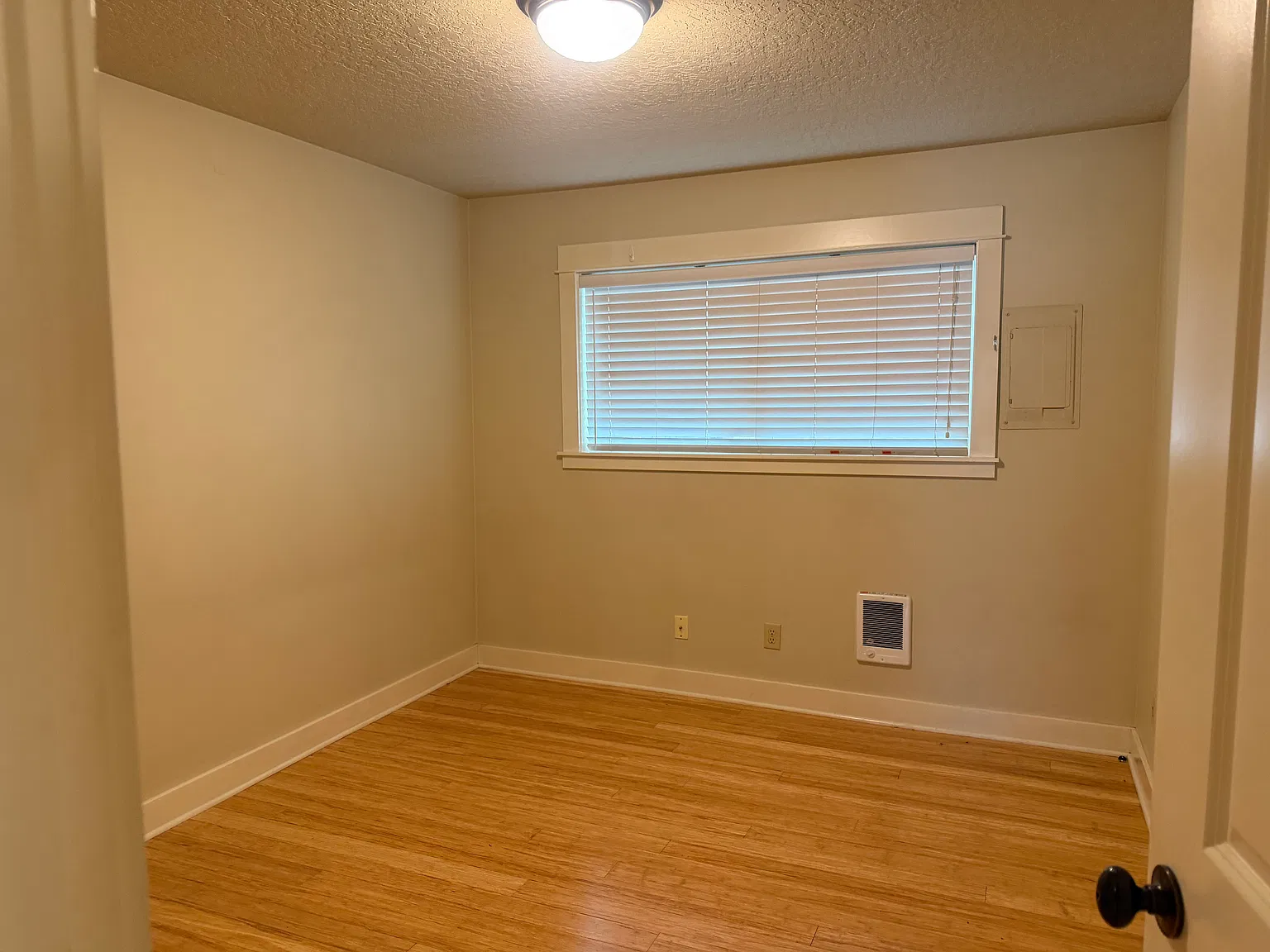 2 bed, 690 sqft, $1,750 — Photo 4