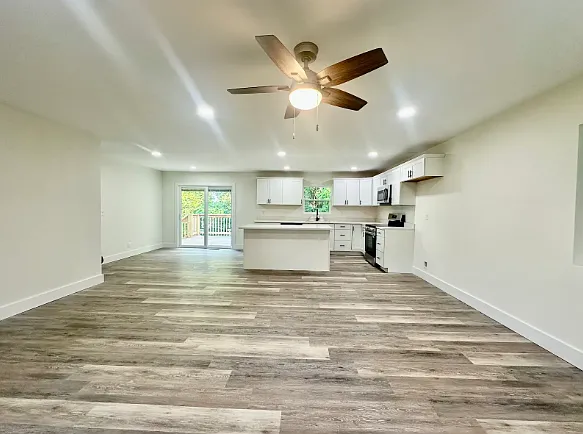 2814 Ridge Crest Dr — Photo 5