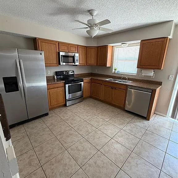 855 Jamaica Rd — Photo 5