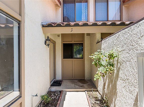 3rd image of 1331 Porto Grande Unit 5